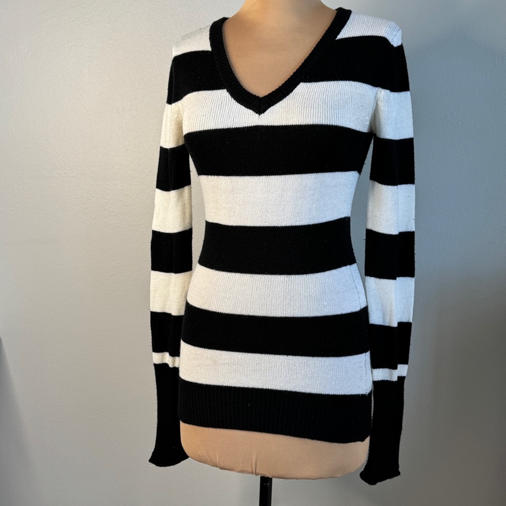 Black White Wide Rugby Stripe Striped Women's Sweater Long V-Neck